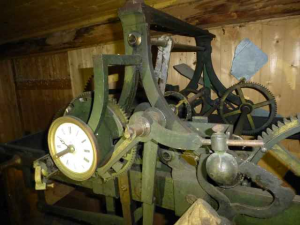 L'horloge mécanique, encore en place